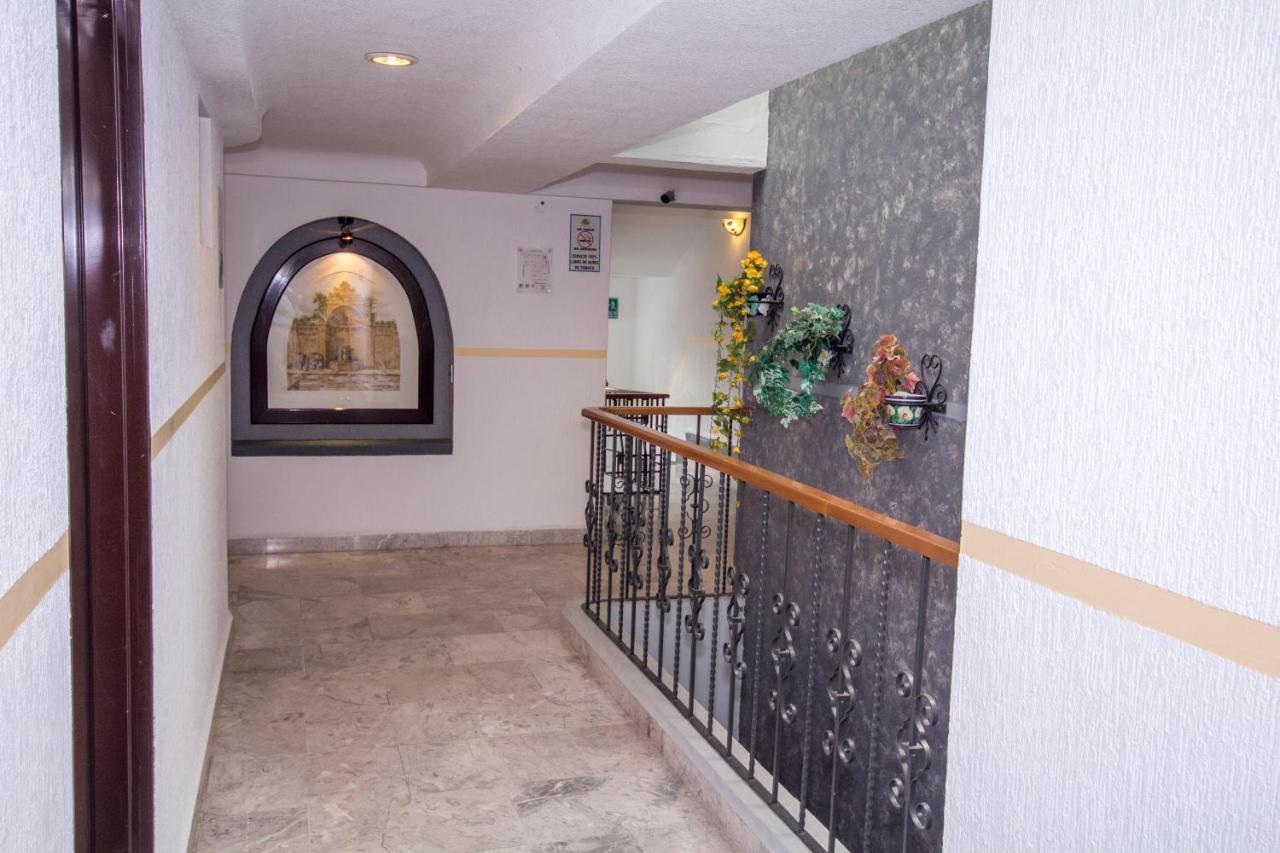 Hotel Santiago ปวยบลา ภายนอก รูปภาพ